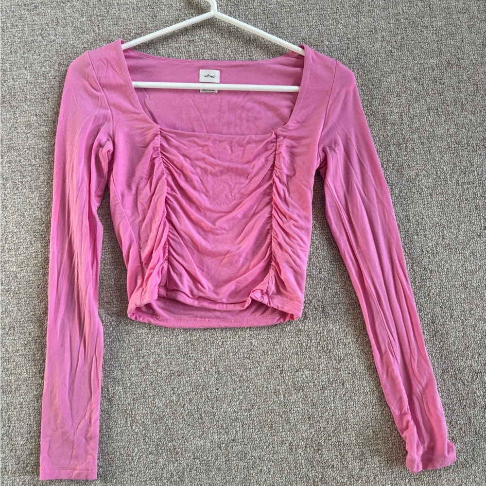 Wilfred Aritzia Fuchsia Long Sleeve Ruched Top